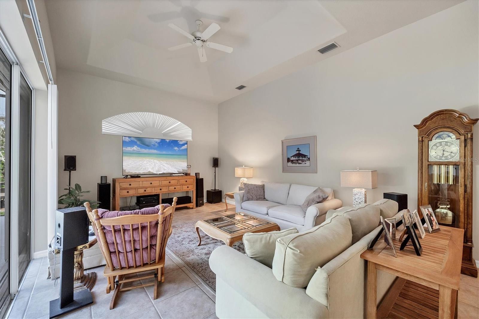 4 Windward Way Property Photo 15