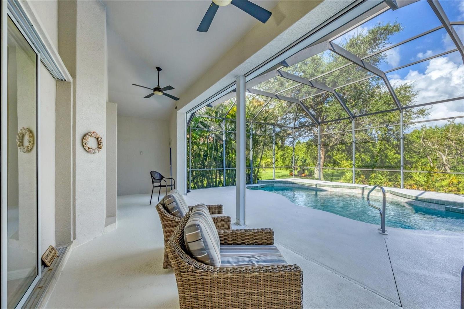 4 Windward Way Property Photo 16