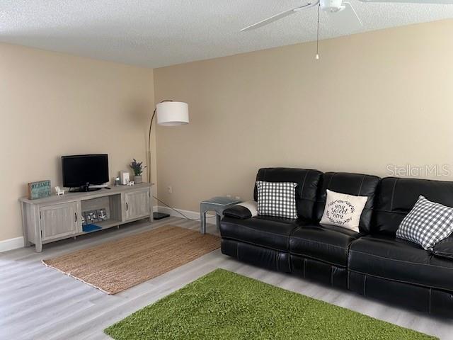 4192 Gingold St Property Photo 3