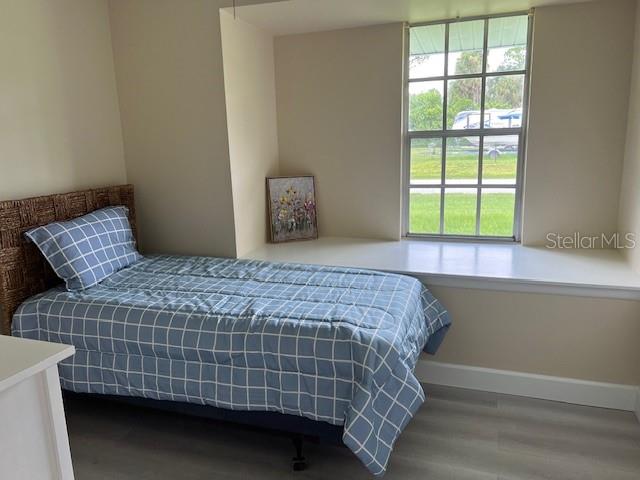 4192 Gingold St Property Photo 11