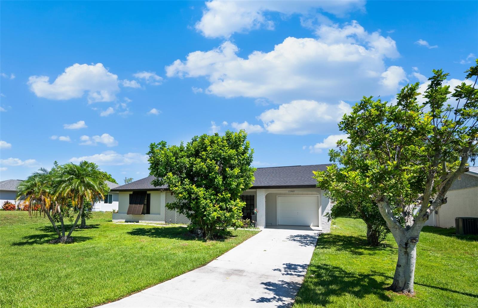 13360 Foresman Blvd Property Photo 1