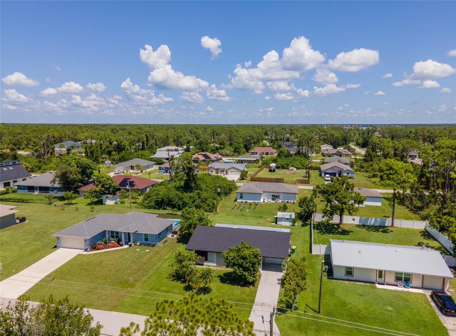 13360 Foresman Blvd Property Photo 33