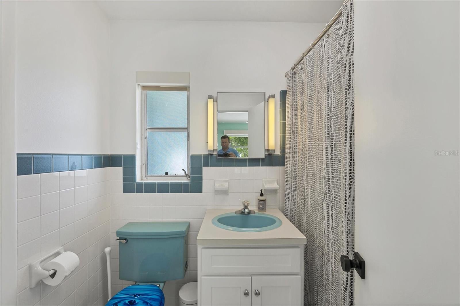 550 Gaspar Dr Property Photo 23