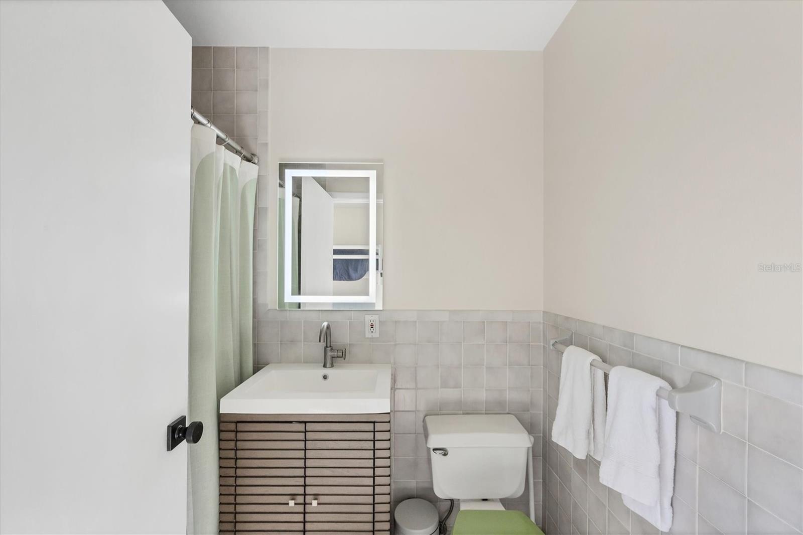 550 Gaspar Dr Property Photo 27