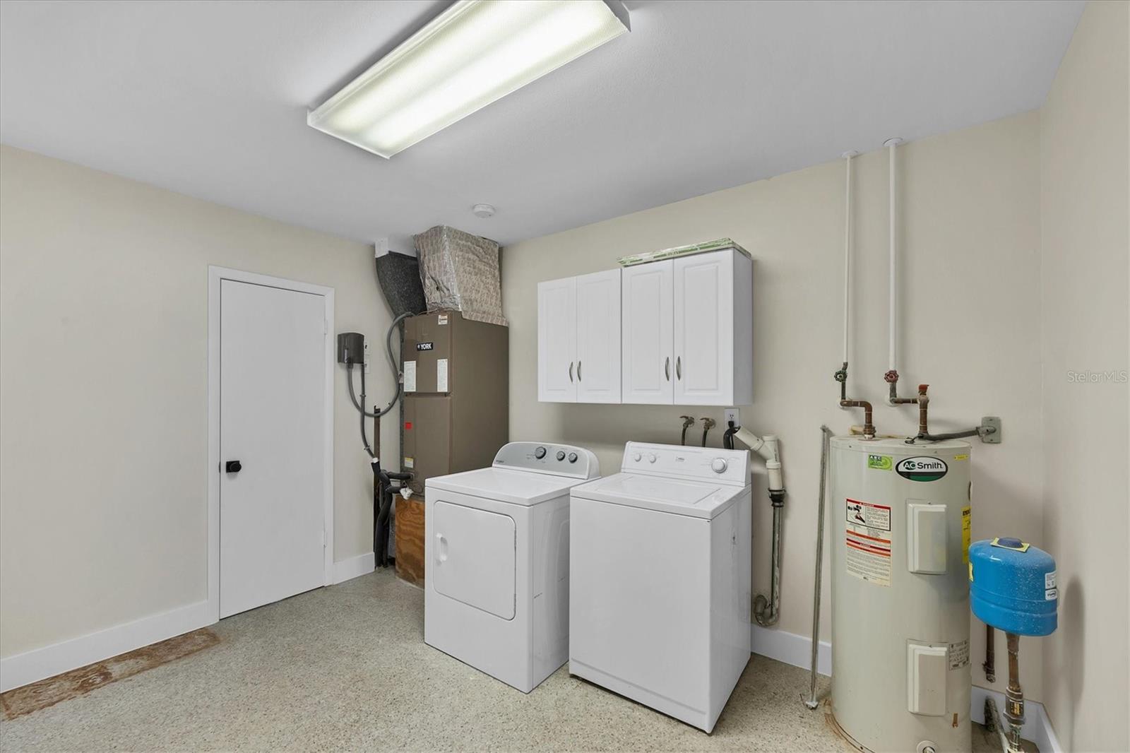 550 Gaspar Dr Property Photo 32