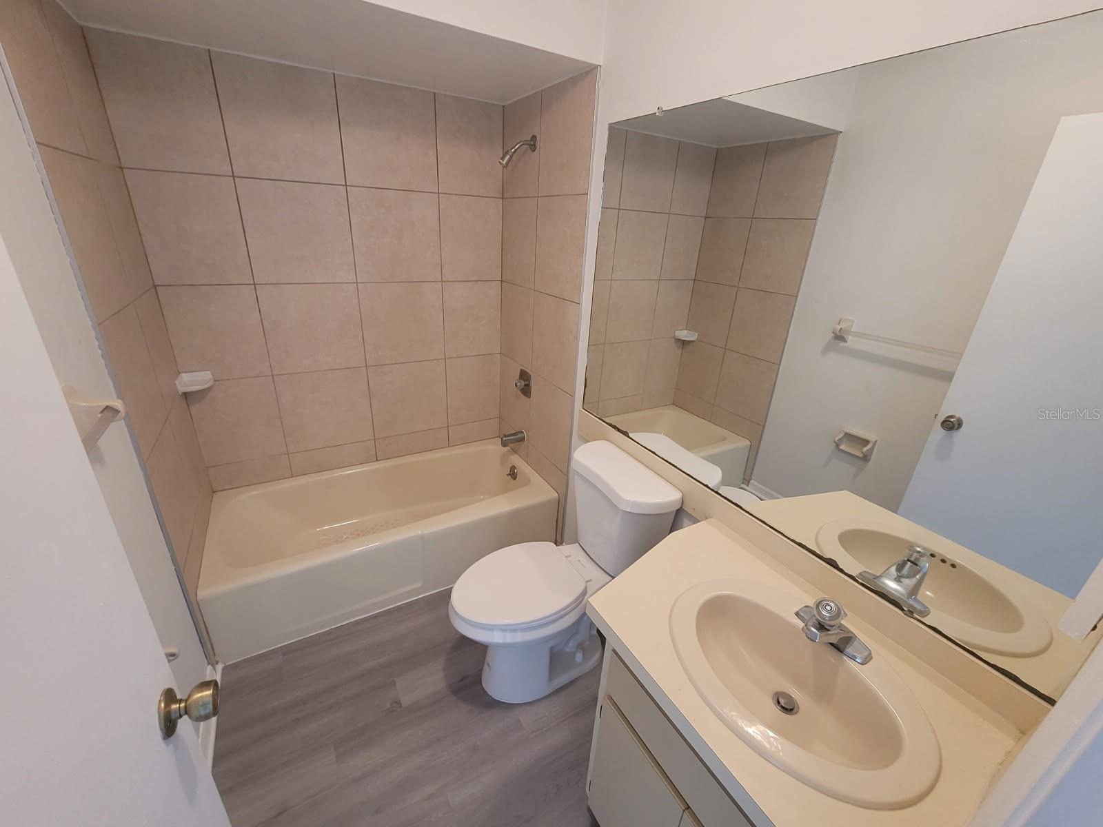 22481 Westchester Blvd #b35 Property Photo 10