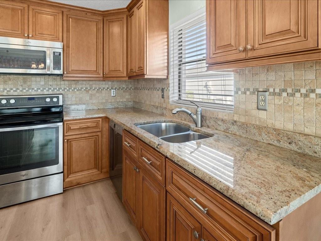 411 Cypress Forest Dr Property Photo 16