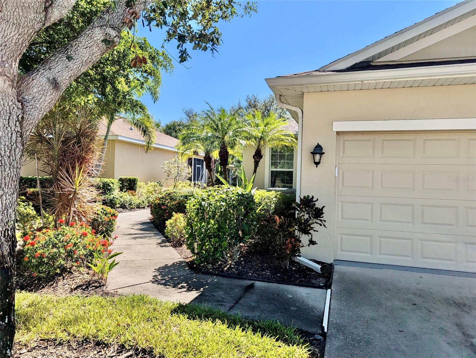 2585 Cortenova Ct Property Photo 45