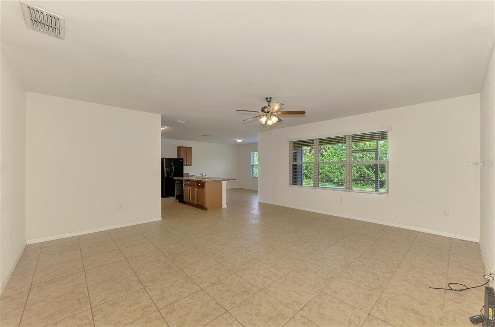 10476 Harlingen St Property Photo 4