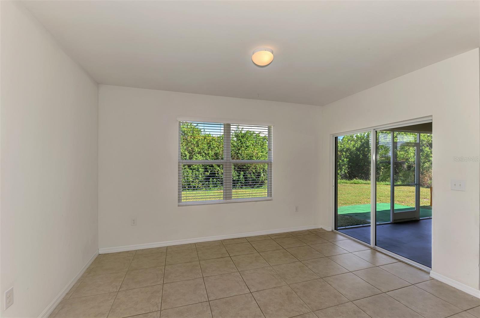 10476 Harlingen St Property Photo 9