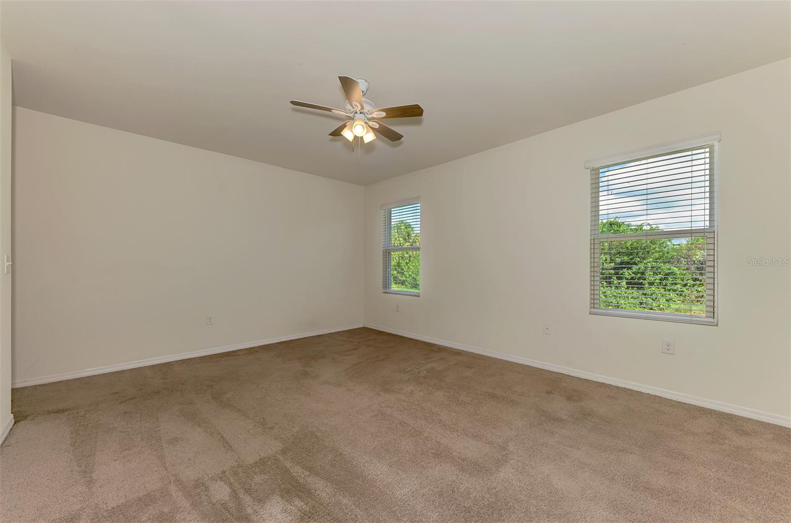 10476 Harlingen St Property Photo 11