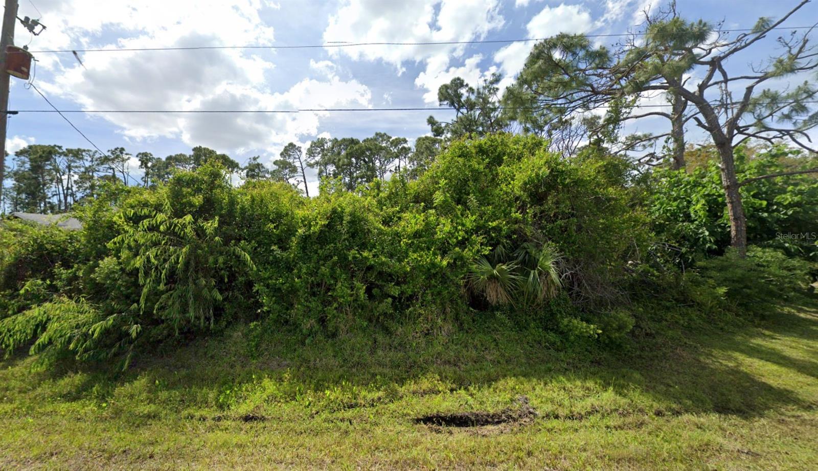4481 Spire St Property Photo 3