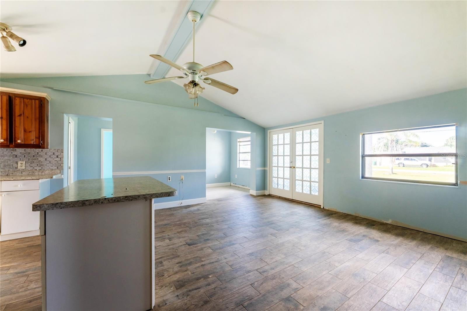 8409 Roosevelt St Property Photo 5