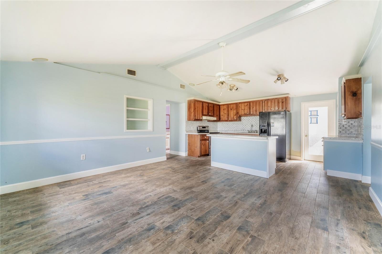 8409 Roosevelt St Property Photo 7