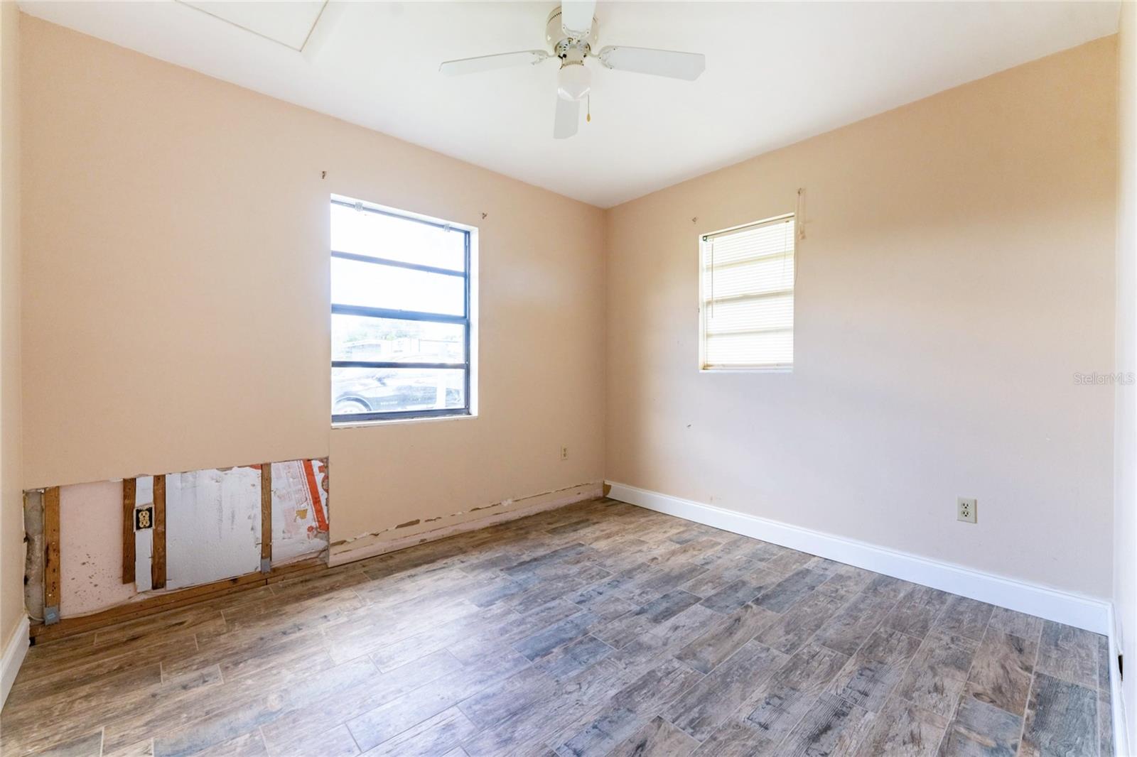 8409 Roosevelt St Property Photo 16