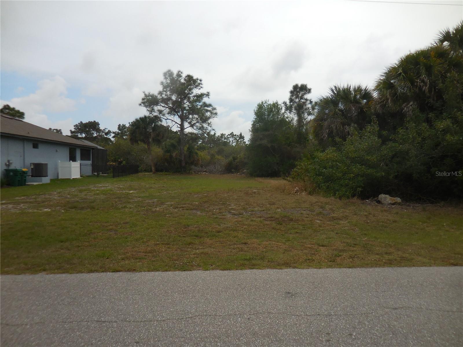 223 Jennifer Dr Property Photo 1