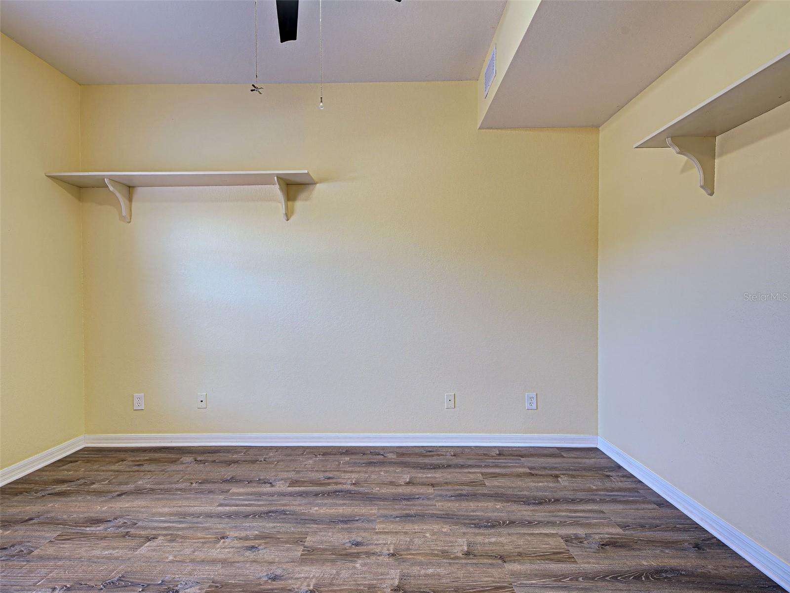 242 Boundary Blvd #114 Property Photo 35