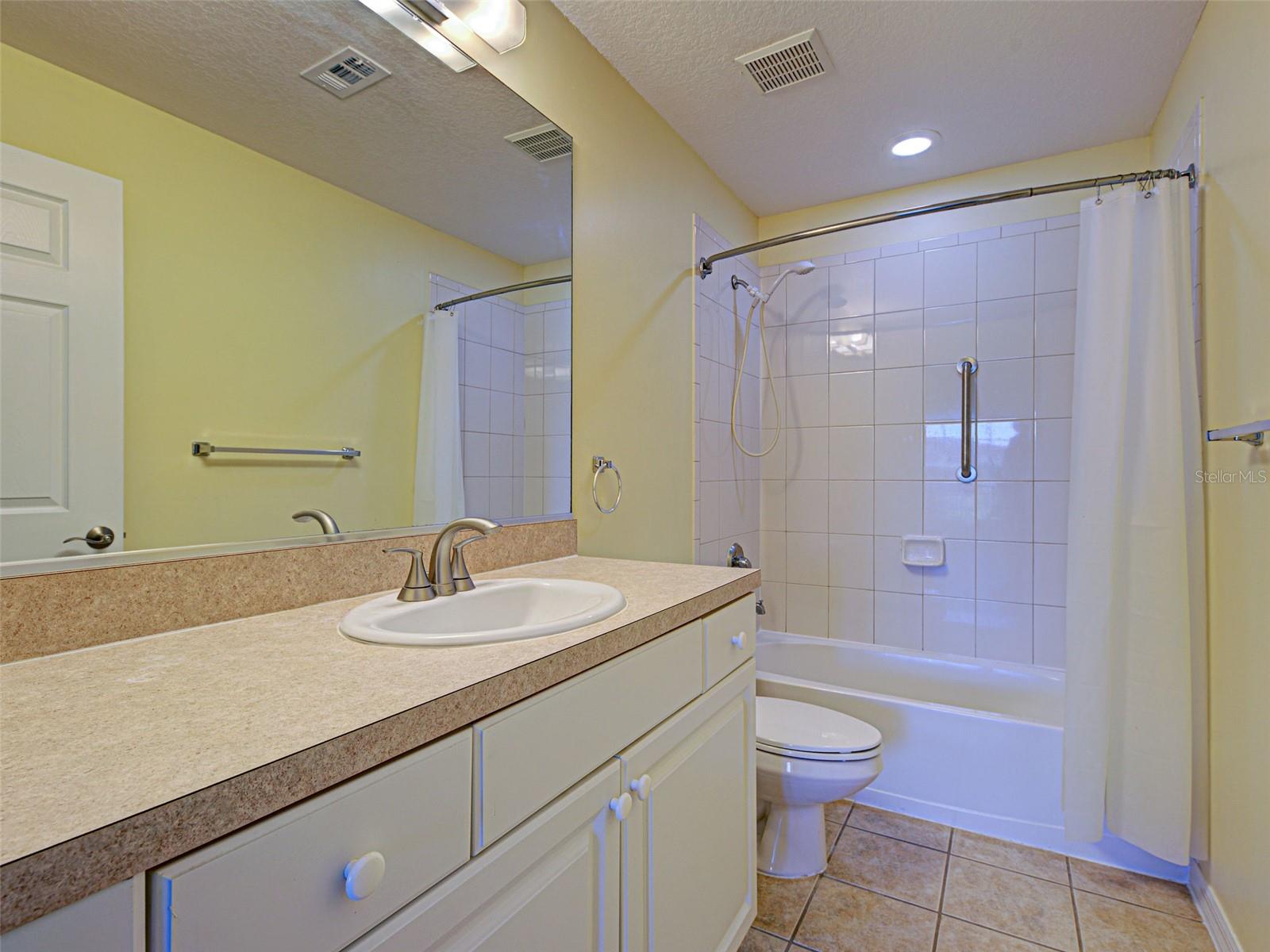 242 Boundary Blvd #114 Property Photo 54