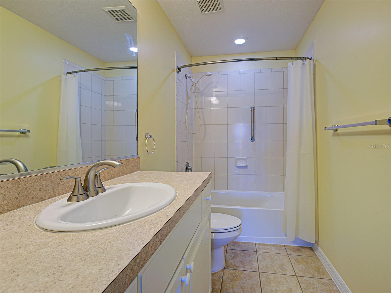 242 Boundary Blvd #114 Property Photo 55