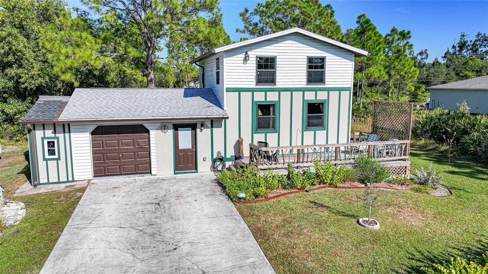 28094 Chinquapin Dr Property Photo 1