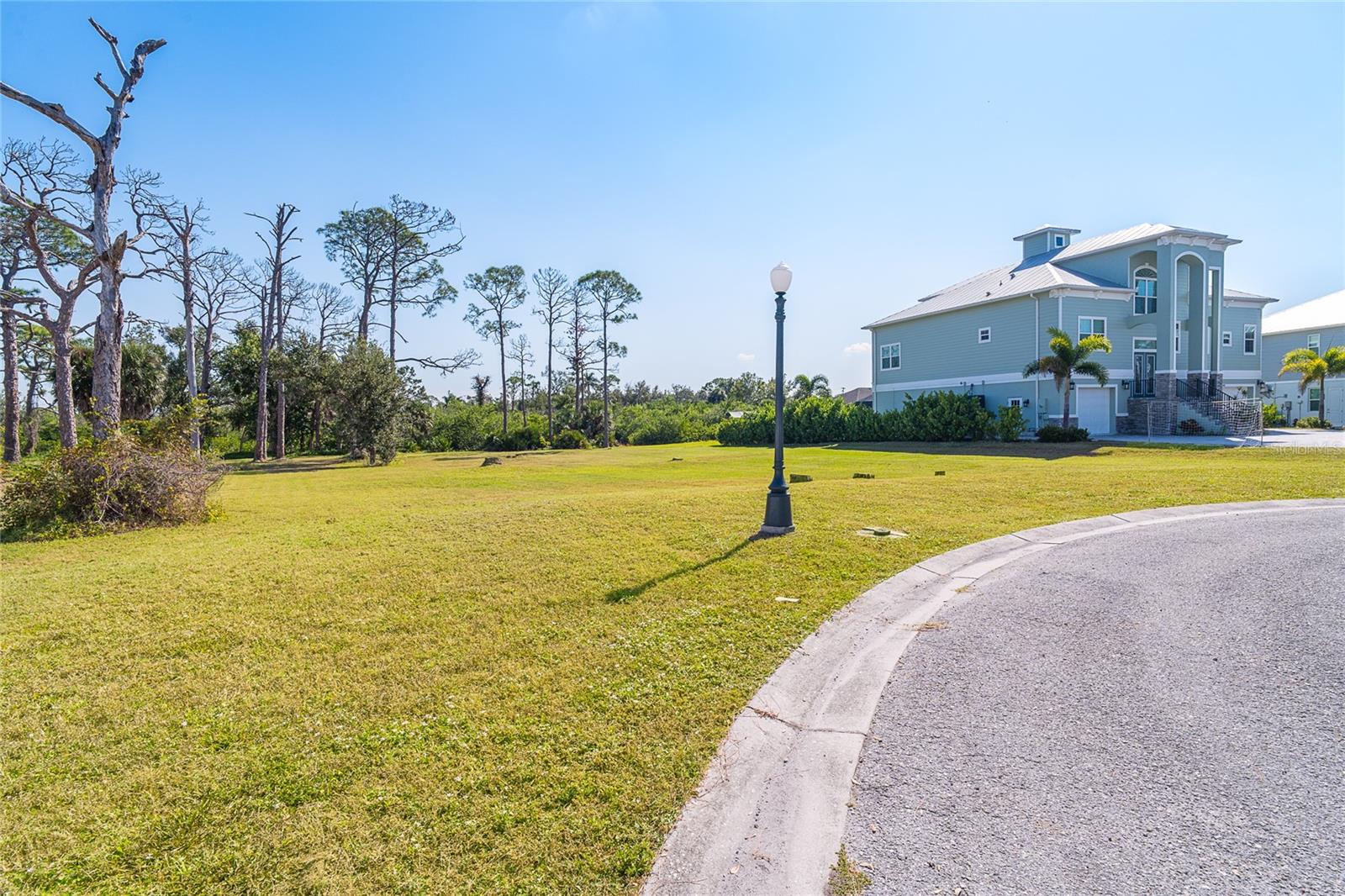 8089 Weyers Ct Property Photo 11