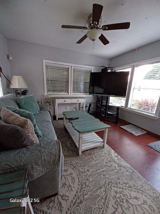 1286 Sw Tropical Ter Property Photo 12