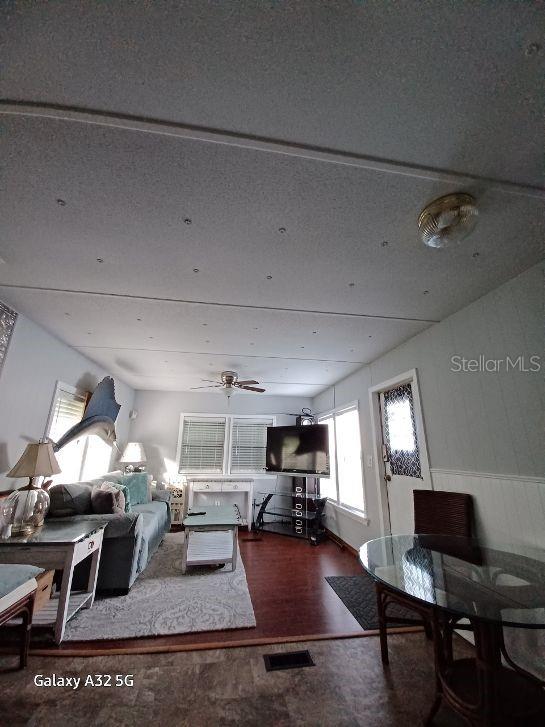 1286 Sw Tropical Ter Property Photo 21
