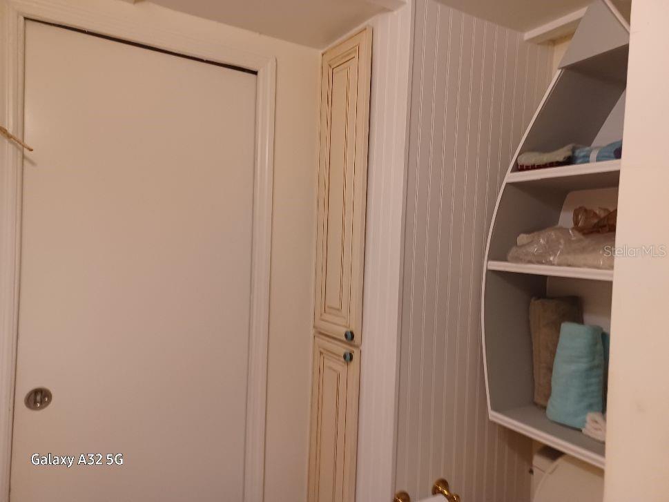 1286 Sw Tropical Ter Property Photo 23