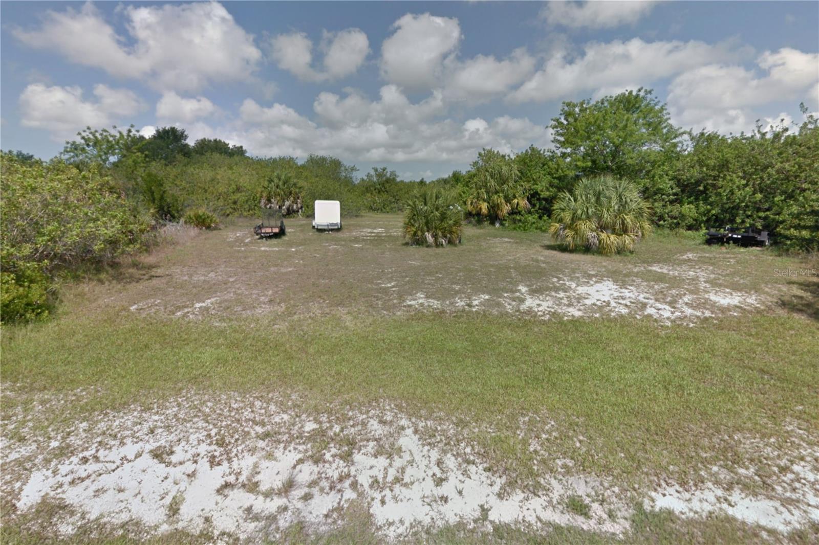 9287 Snapper Cir Property Photo 3