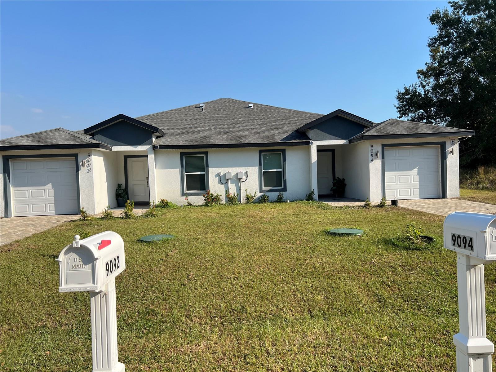 9092 Agate St Property Photo
