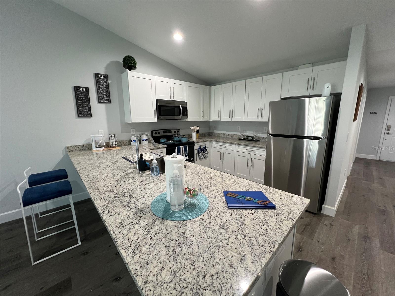 9092 Agate St Property Photo 14