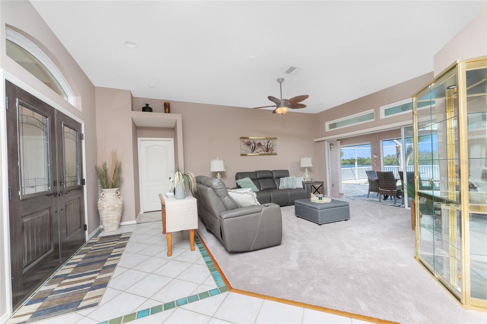 310 Coral Creek Dr Property Photo 7