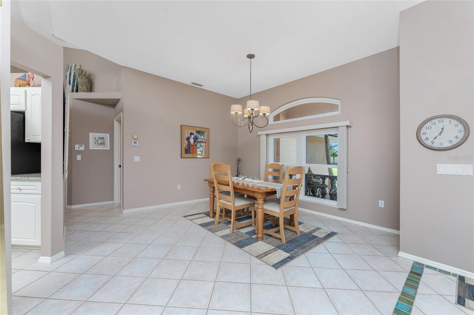 310 Coral Creek Dr Property Photo 11