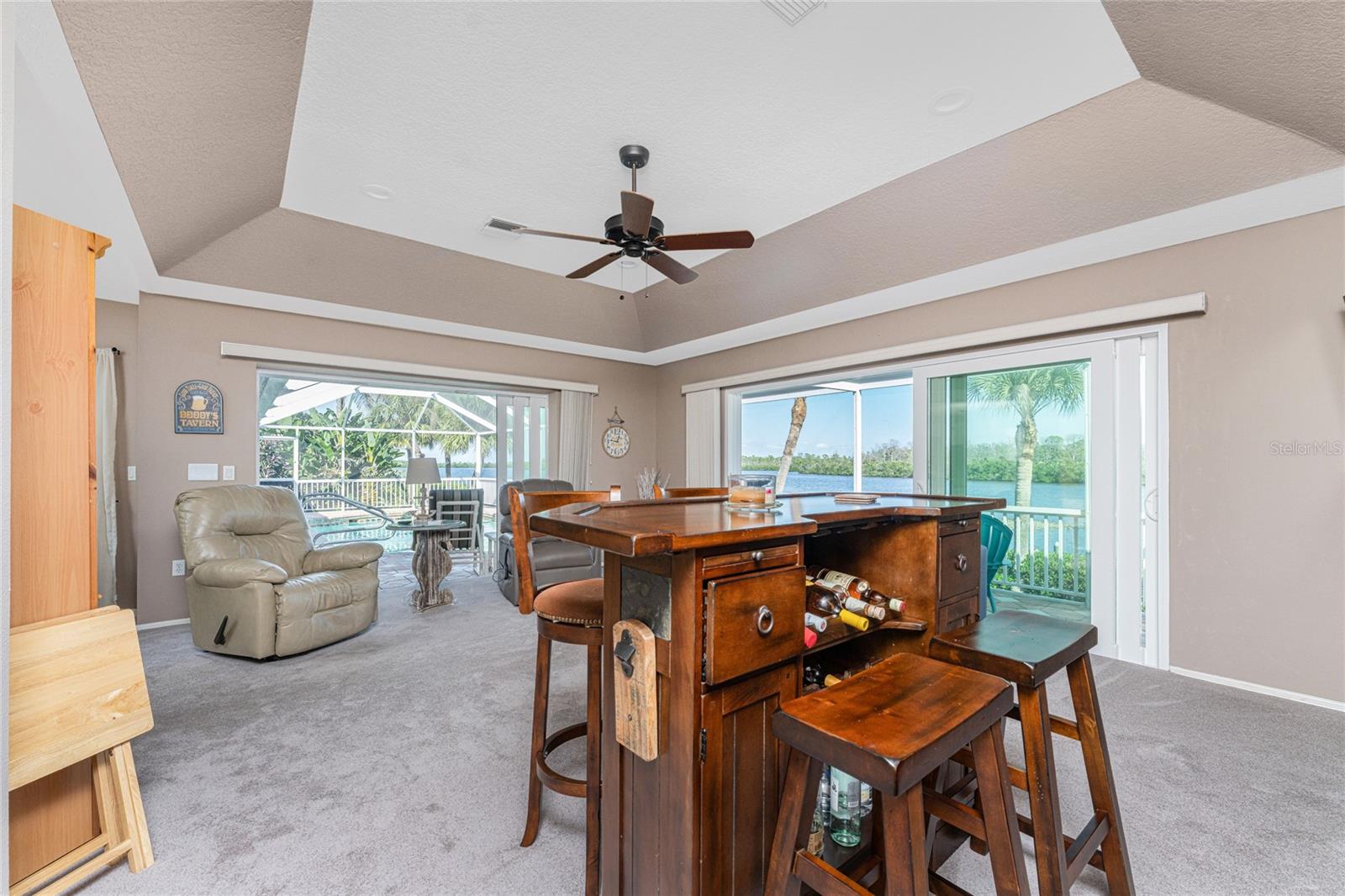 310 Coral Creek Dr Property Photo 23