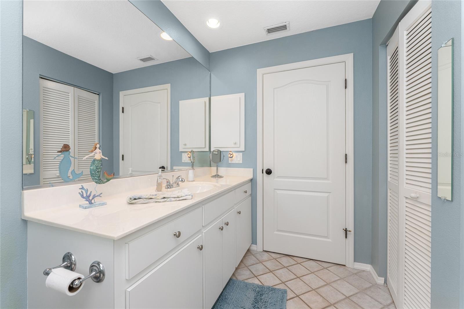 310 Coral Creek Dr Property Photo 36