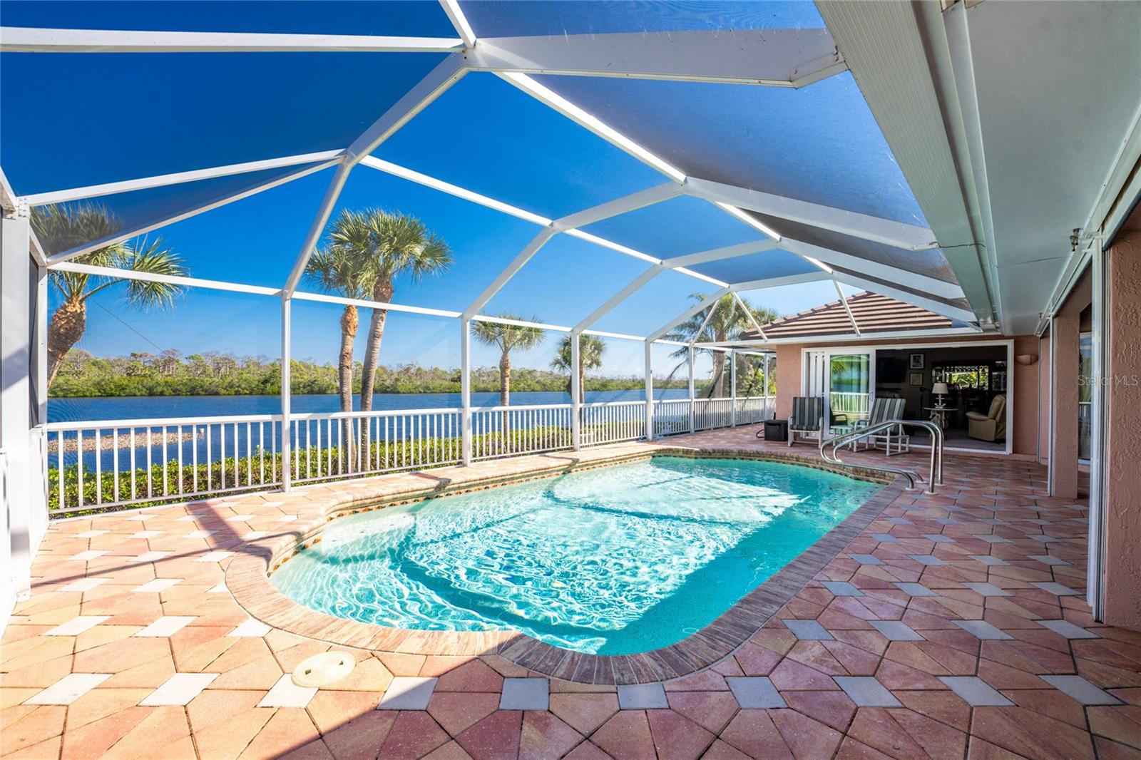 310 Coral Creek Dr Property Photo 46