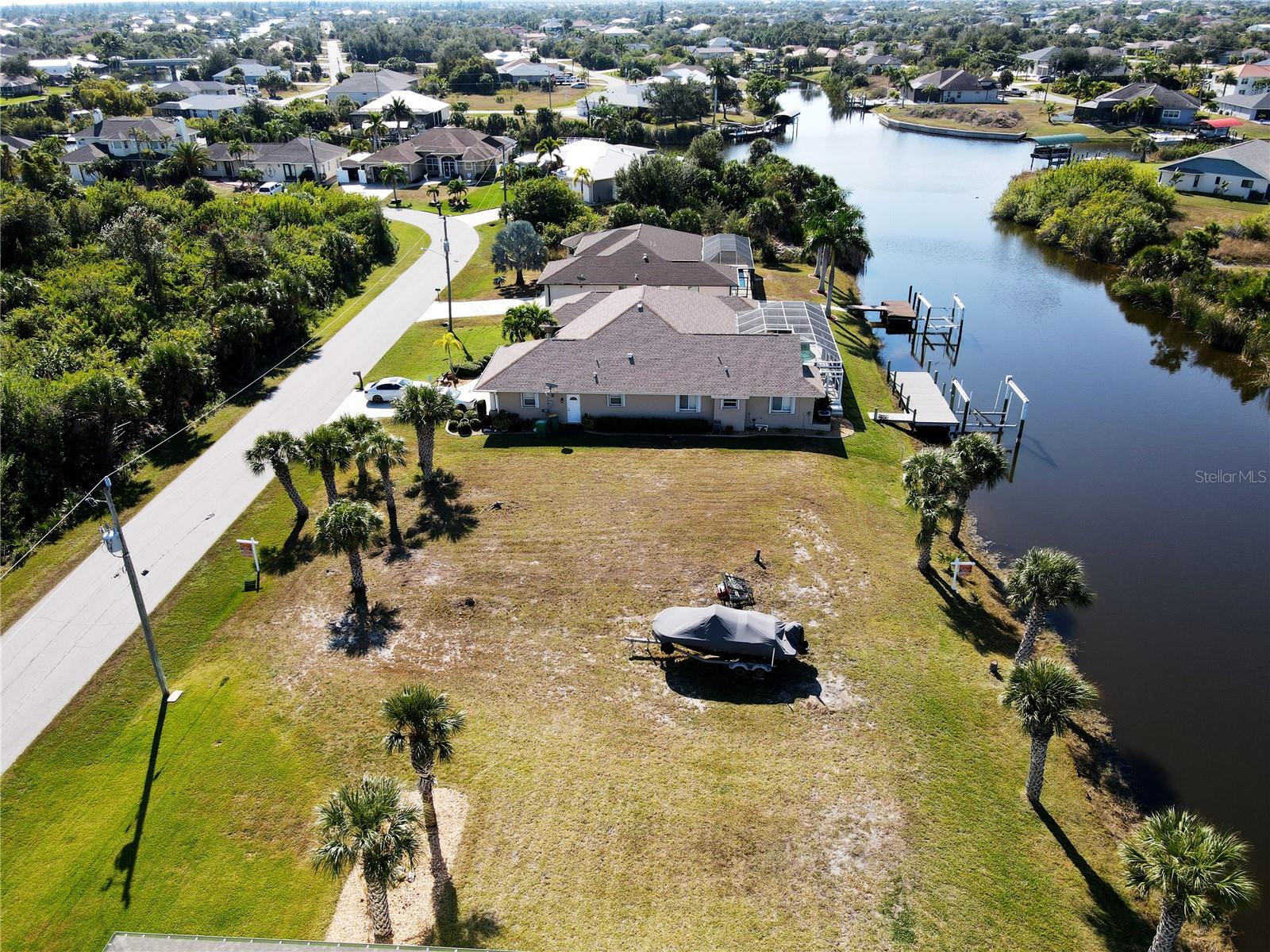 9514 Snapper Cir Property Photo 5