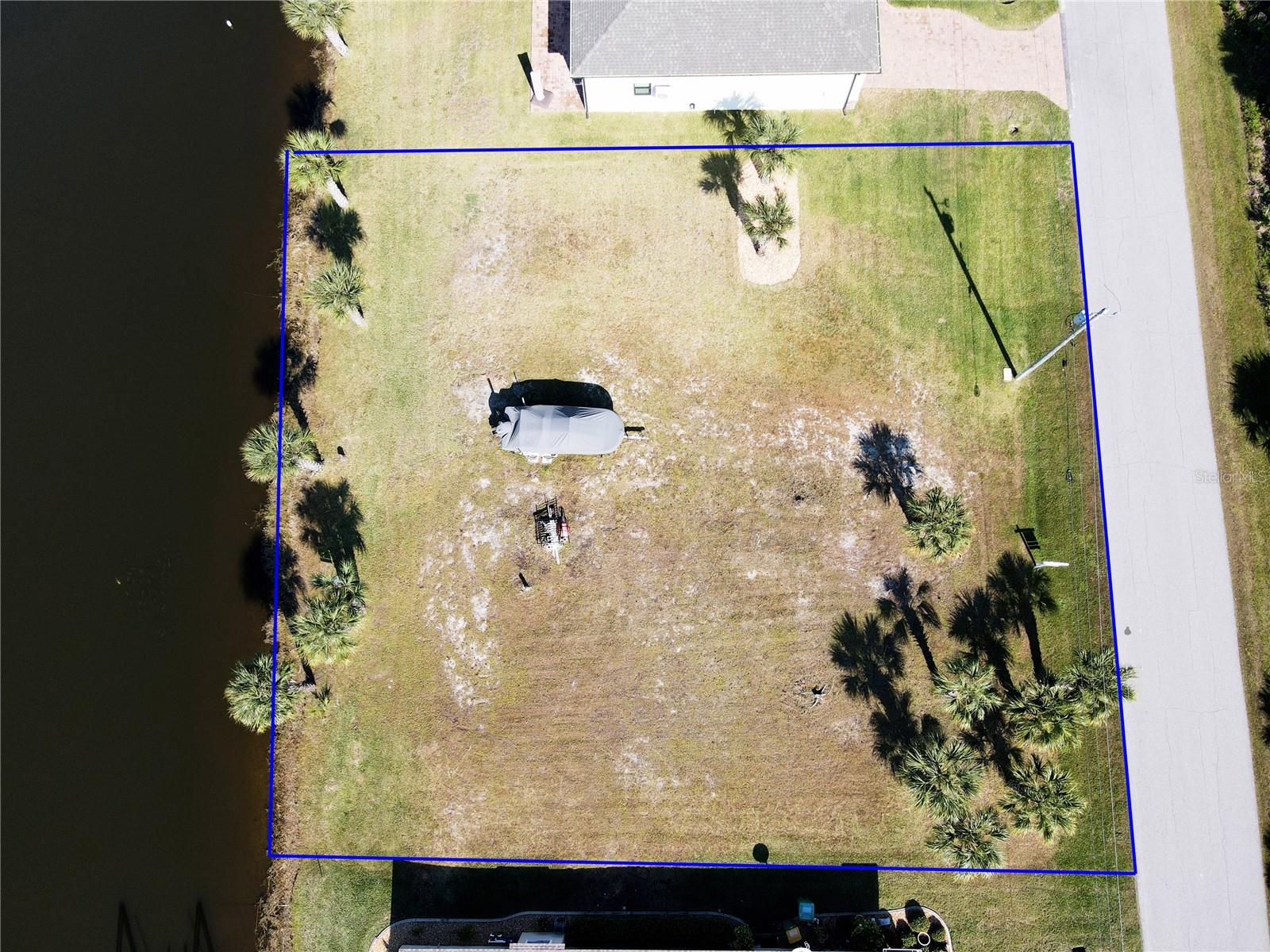 9514 Snapper Cir Property Photo 7