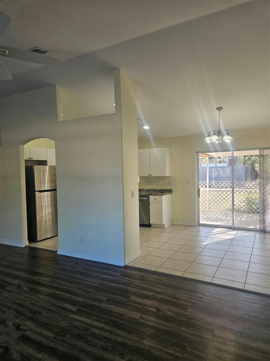 4138 Azora St Property Photo 3