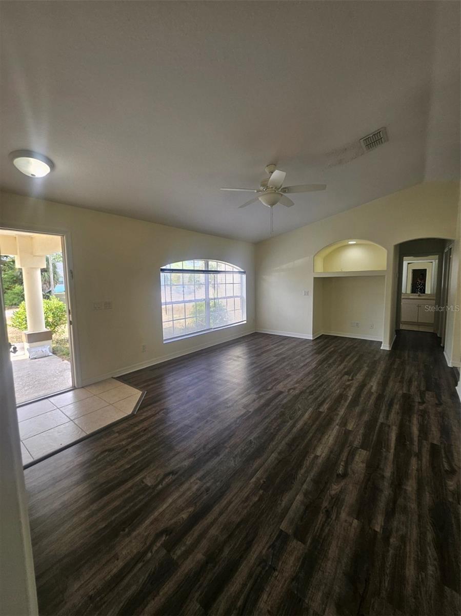 4138 Azora St Property Photo 7