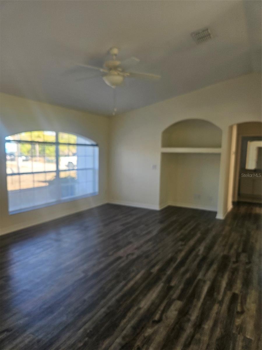 4138 Azora St Property Photo 9