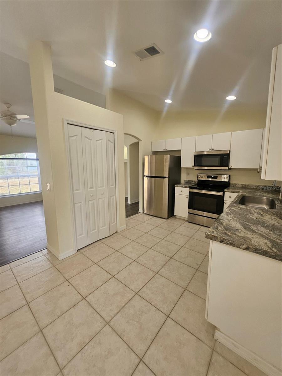 4138 Azora St Property Photo 18