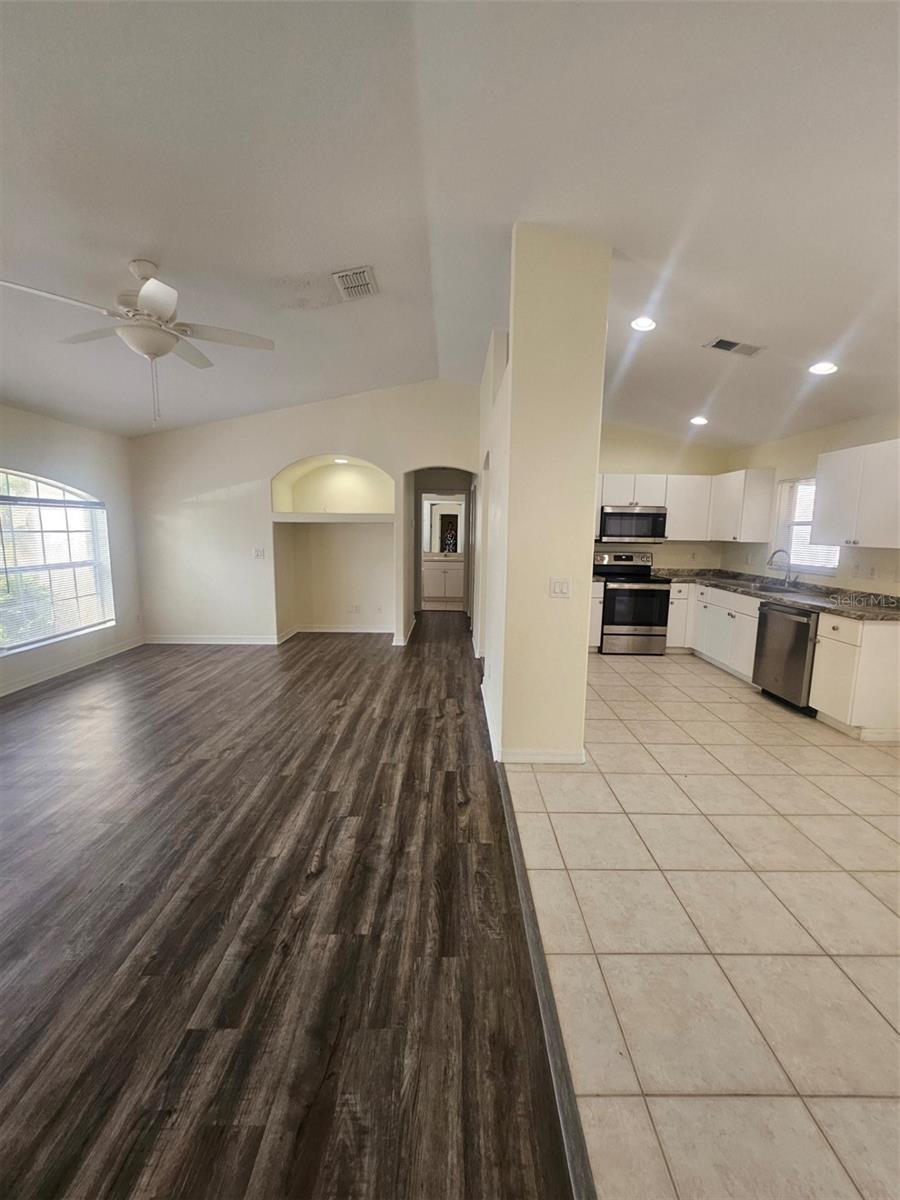 4138 Azora St Property Photo 20