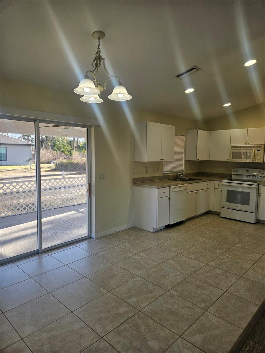 7450 Blutter Rd Property Photo 15