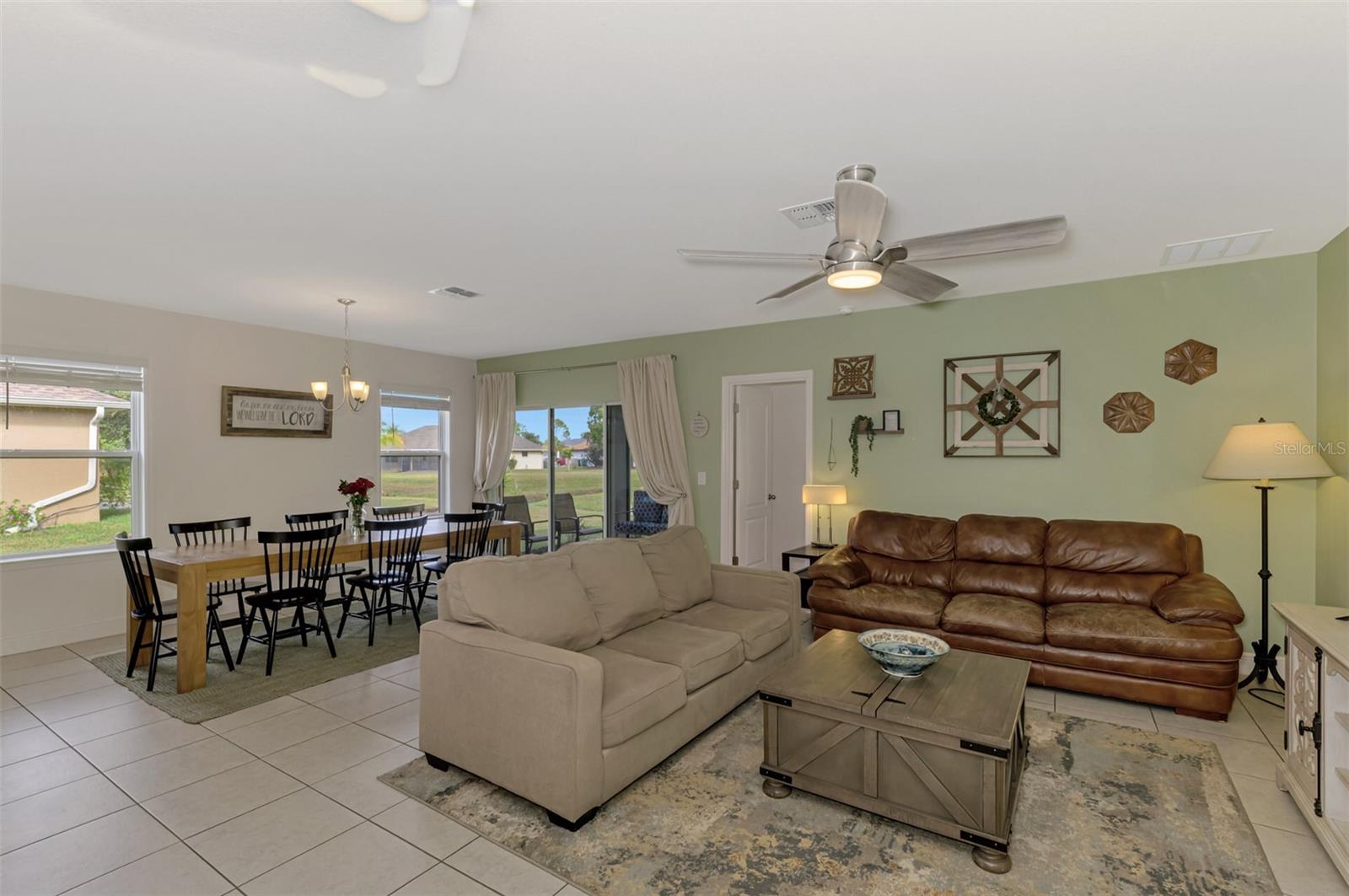 25889 Aysen Dr Property Photo 20