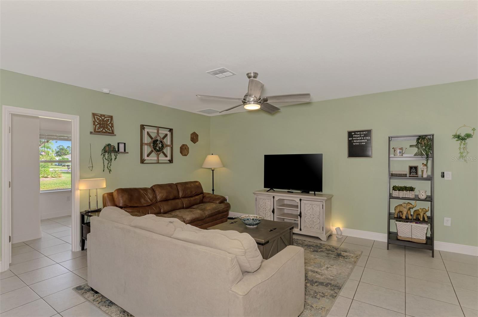 25889 Aysen Dr Property Photo 21