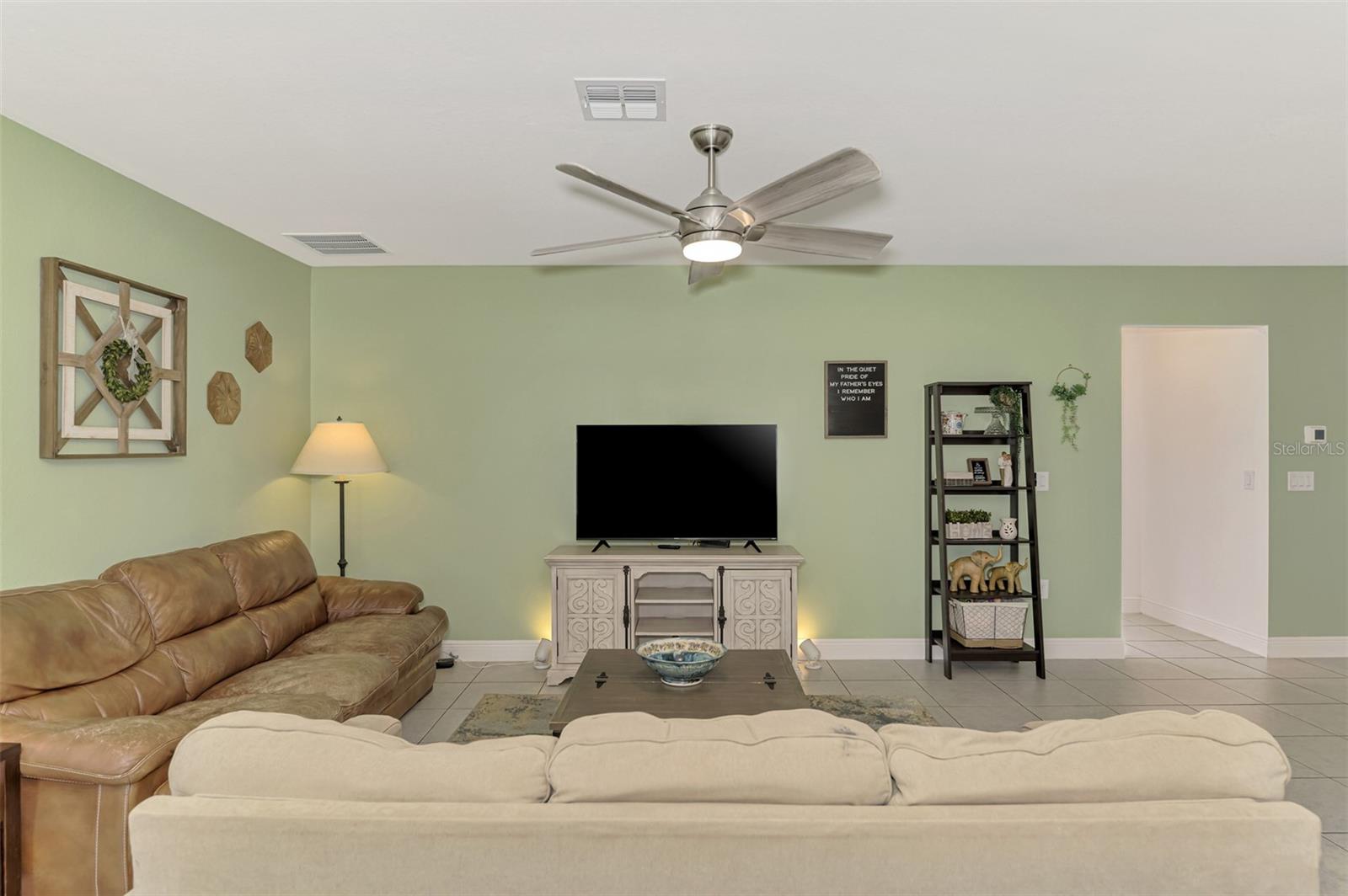 25889 Aysen Dr Property Photo 22