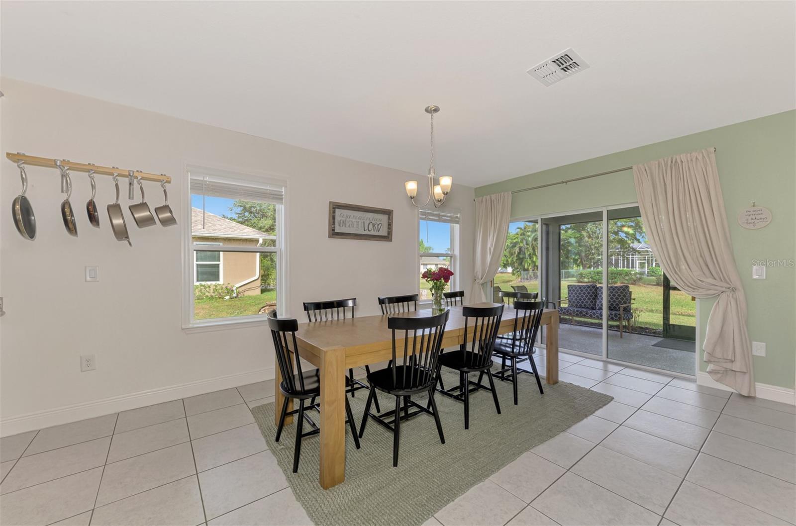 25889 Aysen Dr Property Photo 27