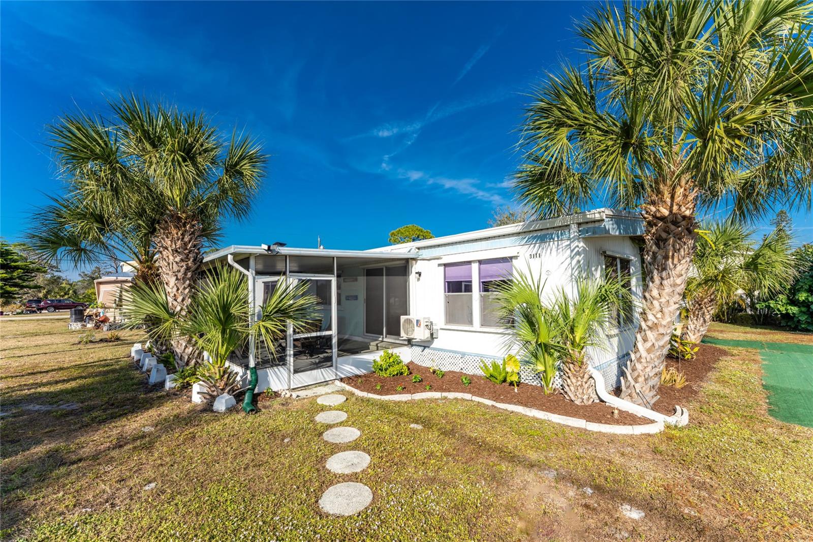 3111 Waterside Dr Property Photo 1