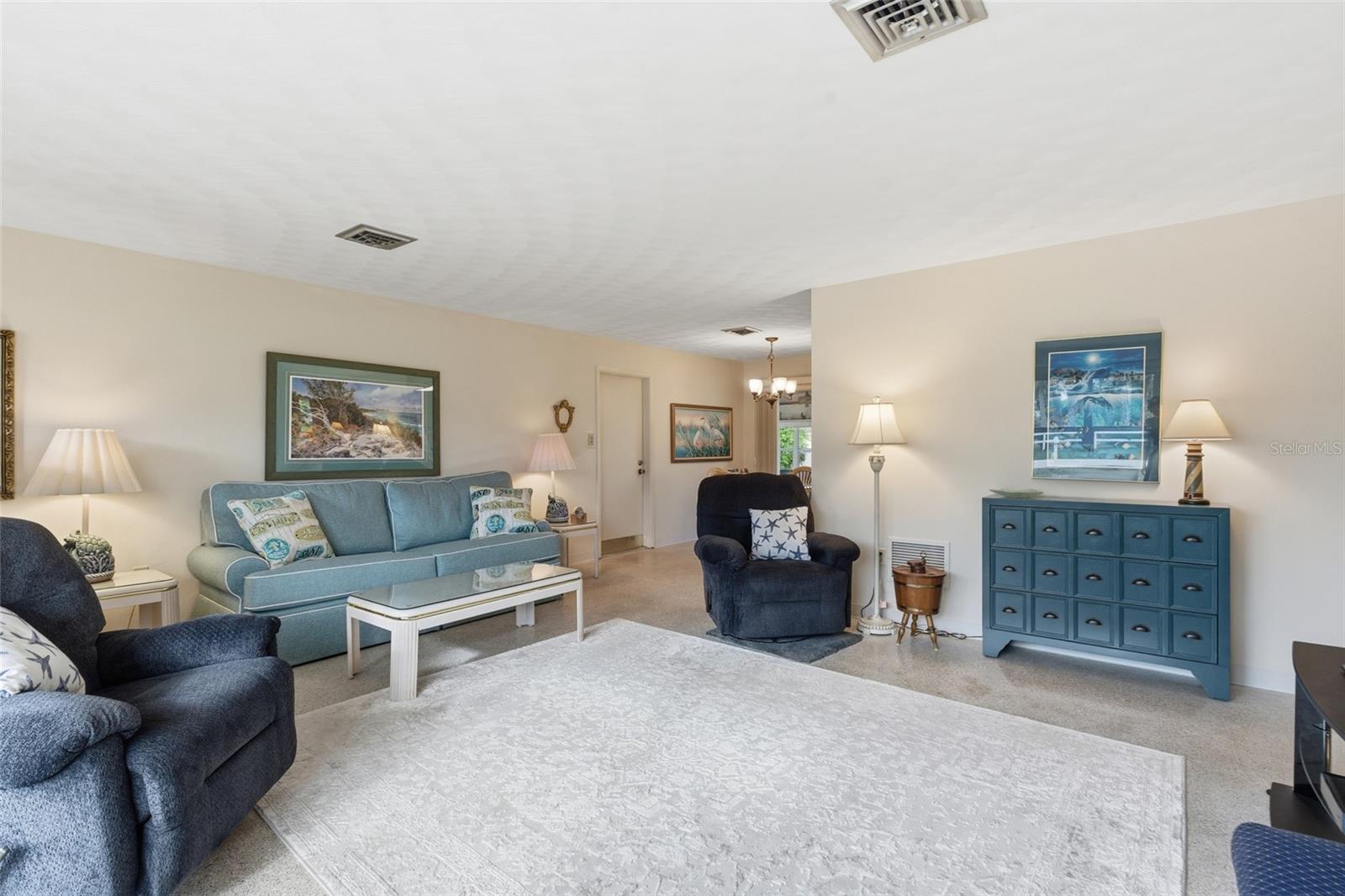 2050 Oyster Creek Dr Property Photo 12